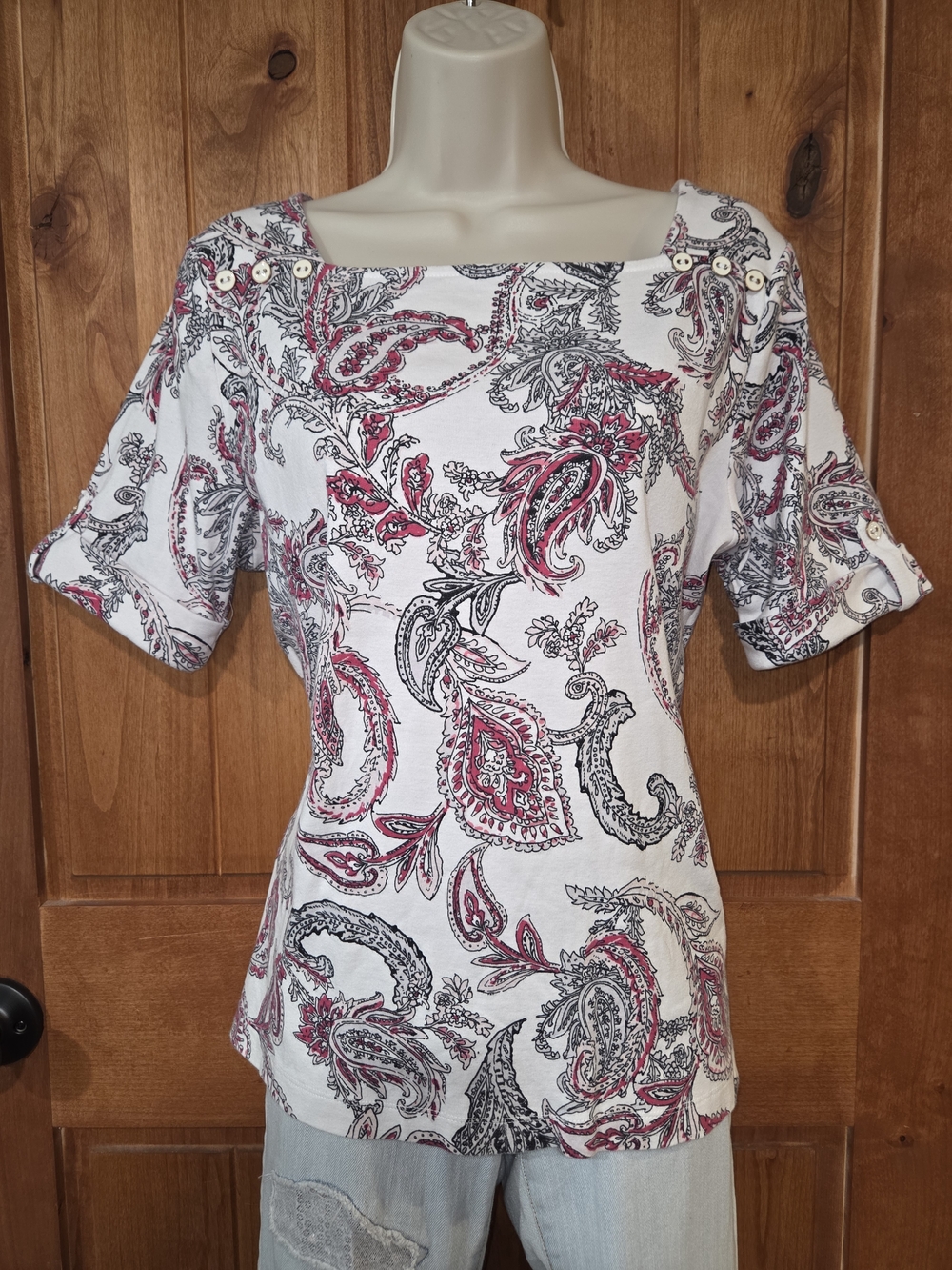 croft & barrow‎ White Short-Sleeve Paisley Top In Pink and Black